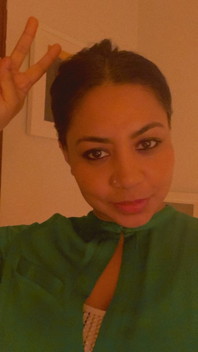 AmbarienAlqadar's tweet image. After 10 hours of practice, I #pitched my #screenplay -Nisa/ Woman while also hustling my day job. After all, I’m an #immigrant and immigrants get the job done @rizwanahmed