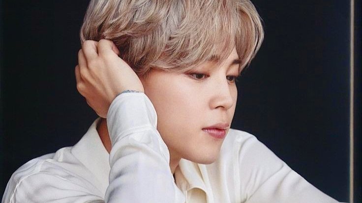 mikroniverse's tweet photo. JIKOOK HYBRID AU ABO

🌸#FlorDaTemporada🌸 

Onde Jungkook viaja para Londres com seu melhor amigo para ajudá-lo em algo do trabalho e se depara com as memórias de sua vida passada. https://t.co/s9KxHbdFRi