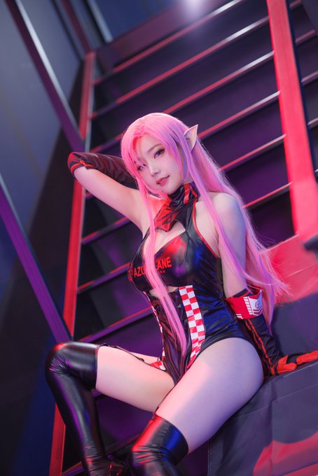 Twitterのコスプレ画像15