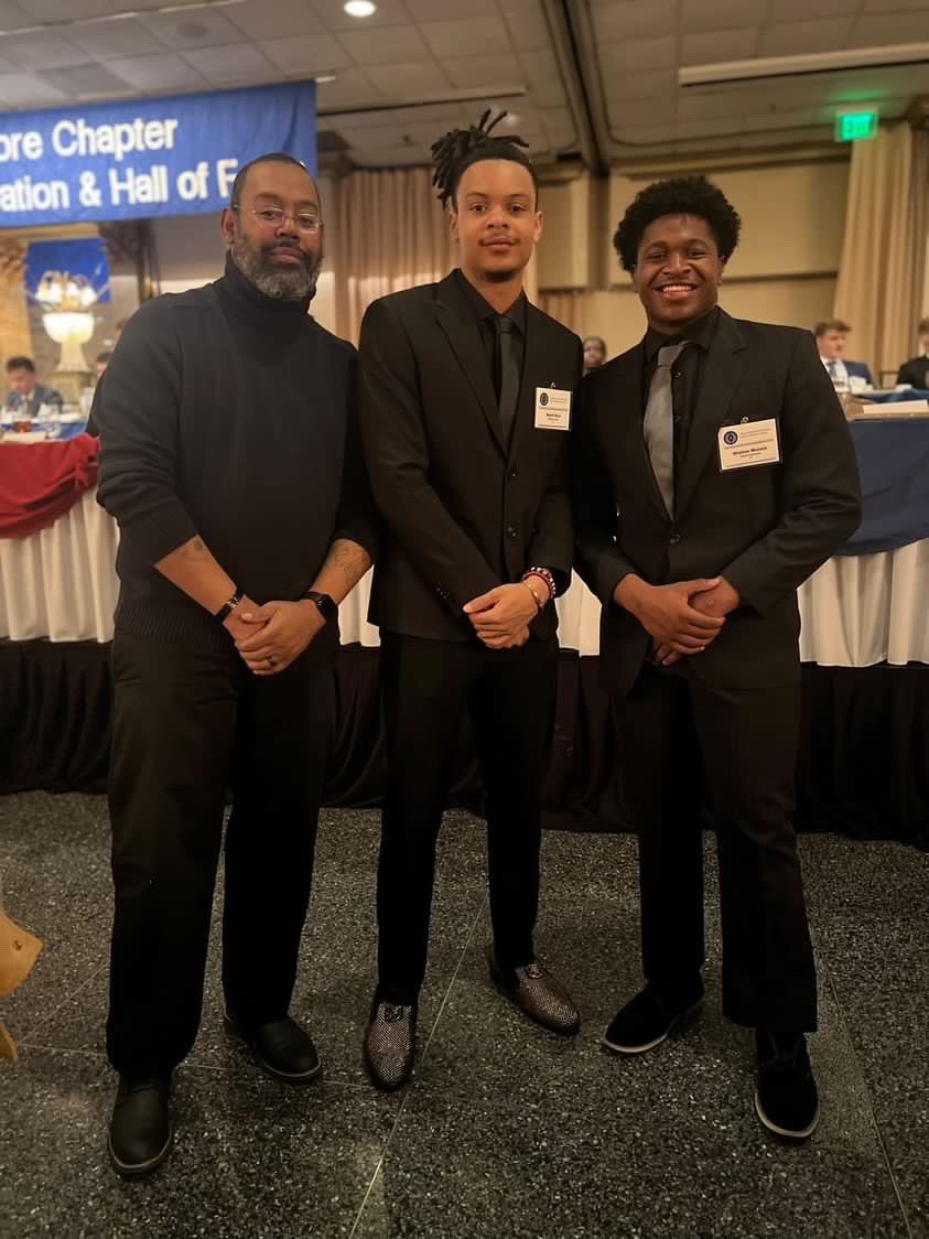 ShamarMo8's tweet photo. Scholar-Athlete Award Thank you Towson💕 @TowsonHSsports https://t.co/E6Jai71nwr