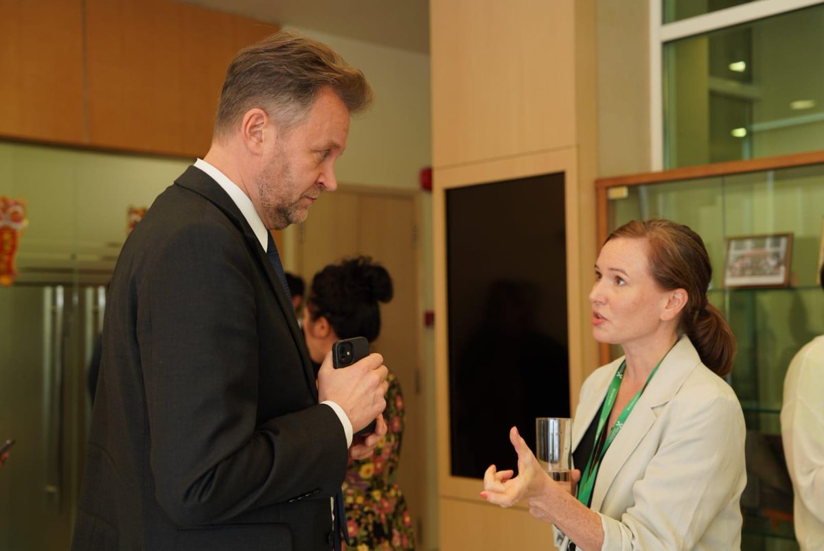 aseforg's tweet photo. Amb MORIKAWA hosted a reception in honour of @VivianBala, Minister #ForeignAffairs 🇸🇬. #ASEF Governors, the #Diplomatic Corps in Singapore, and ASEF Staff had a chance to interact and discuss the future of #Asia-#Europe cooperation after #ASEF25.
Gallery👉https://t.co/TojuvZSQ2E https://t.co/TX22hFz0EJ