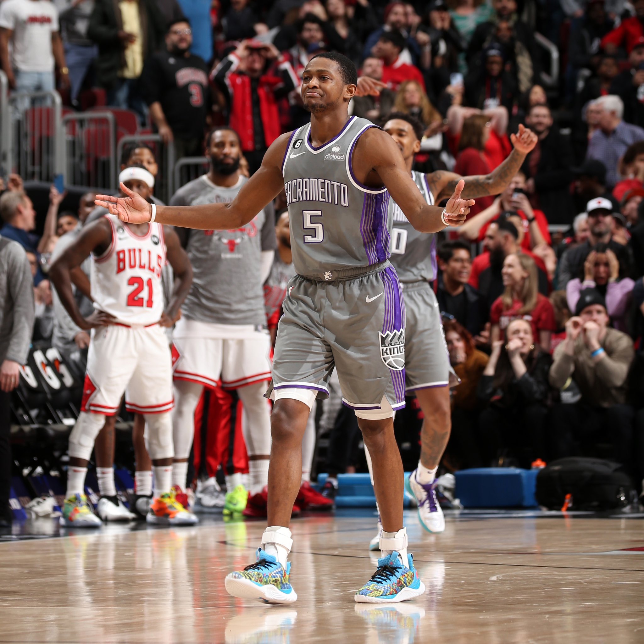 Magnus Savage on X: t.cohiER5GaI0w  X