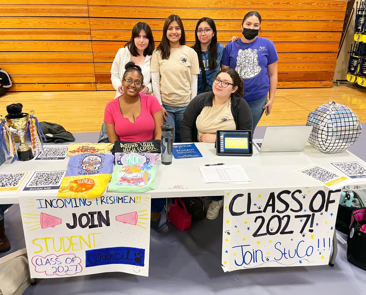 RLHSStuCo's tweet photo. Thank you to everyone who came out, to Incoming Freshman Night, and stopped by our StucO table! We can already tell the class of 2027 is going to be a great fit to the Panther family! We can’t wait to see you all next fall! #JoinStuCo #StuCoFam https://t.co/vYtLFz8lso