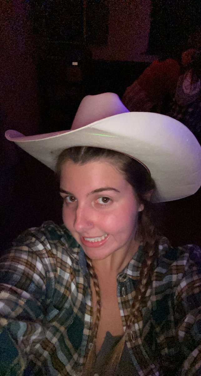 Renee76236966's tweet photo. YEEEHAWWWWW
Day 3 of spirit week!!!!
#TeacherbyTrine #SeniorFSOE https://t.co/onuCDb89qj