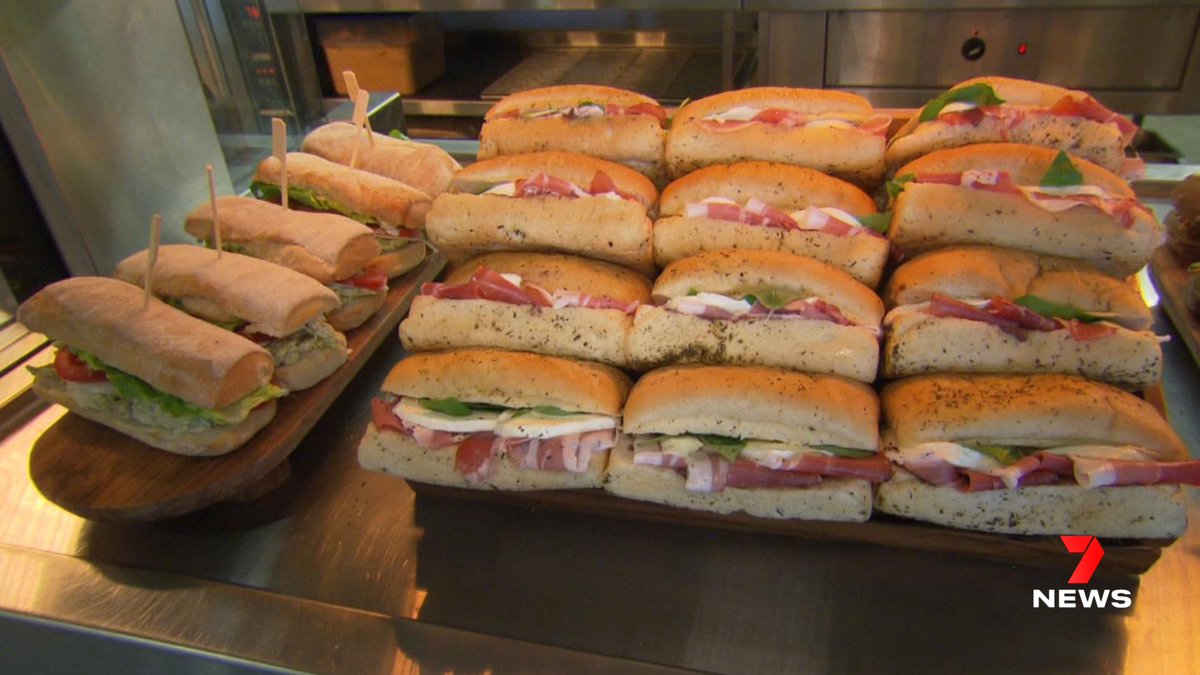 7NewsAdelaide's tweet photo. Forget a classic pie and coke - focaccias and seltzers are the latest additions on offer in Adelaide Oval’s revamped gameday menu for footy fans. Details on how much the new food options will set you back in 7NEWS Adelaide at 4pm and 6pm | https://t.co/8ftPfGgvkq #7NEWS https://t.co/DGU6SuiDc6