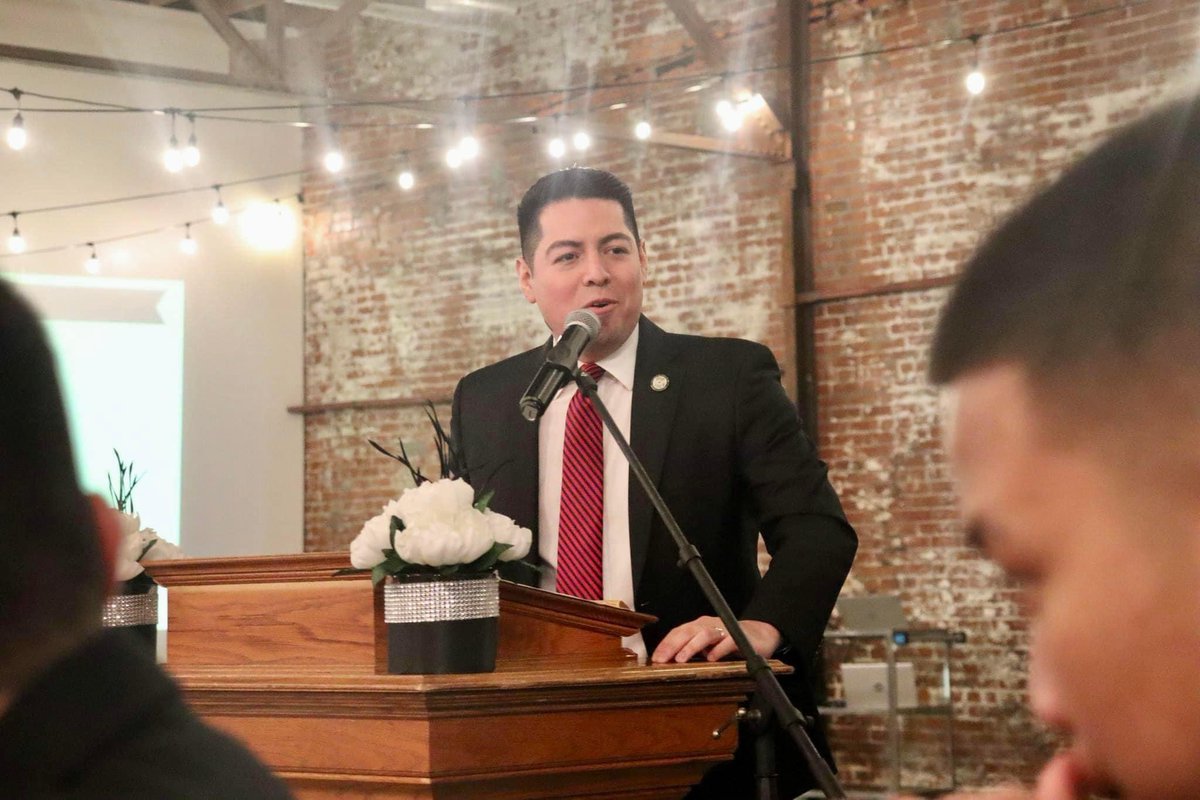 IsraelBaezaMO's tweet photo. It was an honor to be the guest speaker at the 2023 Smith-Cotton JROTC Ball

“We all have a purpose in life and it is important for us to know what that is… enjoy your HS days, take every day as an opportunity to build genuine relationships, and set goals for your future.” https://t.co/ZUHh2jdRFq