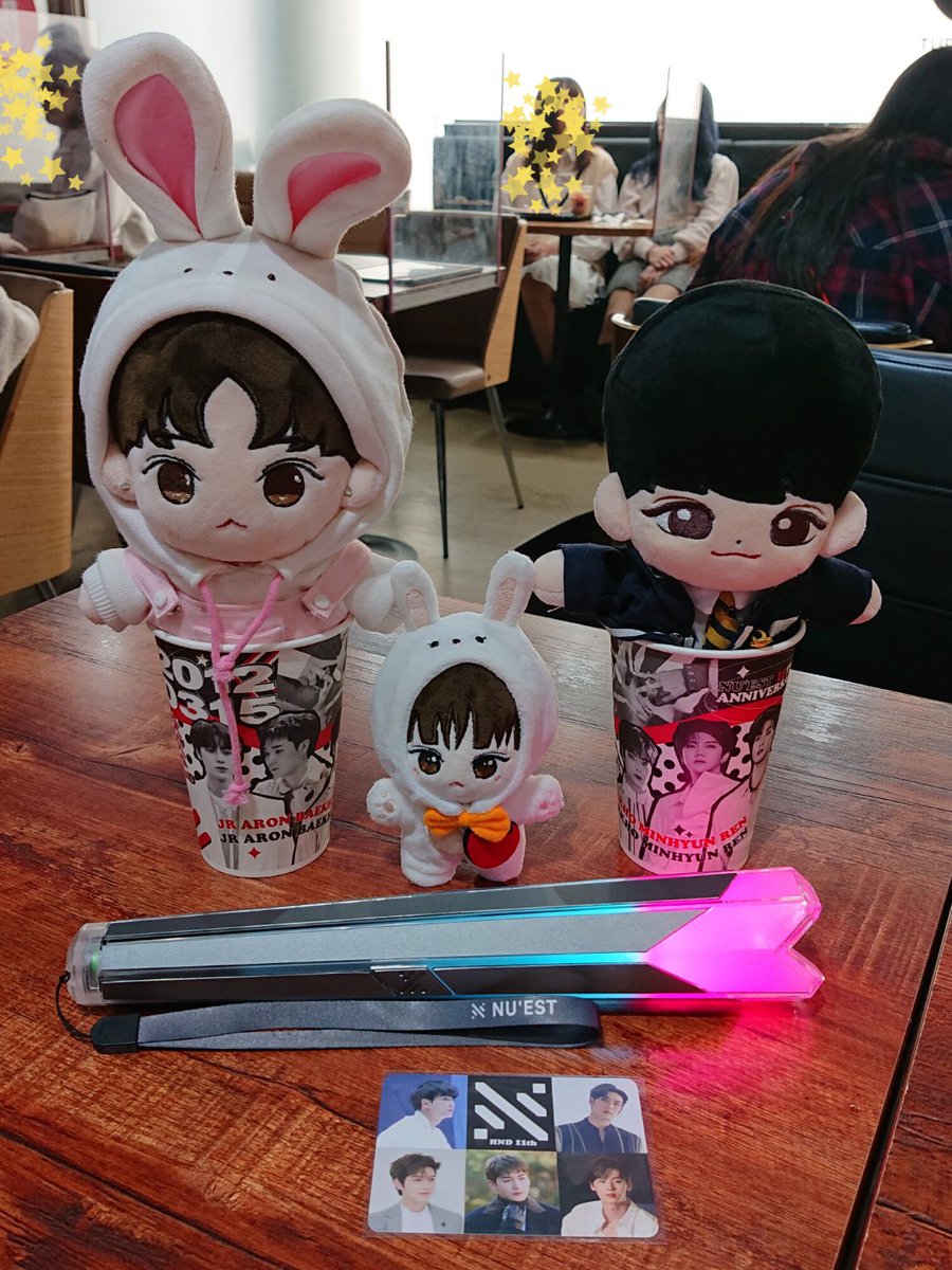 Chiharu_mae2's tweet photo. cafe on 行ってきました。
今年も素敵なカプホ貰えて
幸せ~🤗🍀
@DayNuest 様
ありがとうございました💕
#NUEST #뉴이스트
#뉴이스트_데뷔11주년_축하해
#NUEST_11th_SPRING https://t.co/3cVc4FM7aT