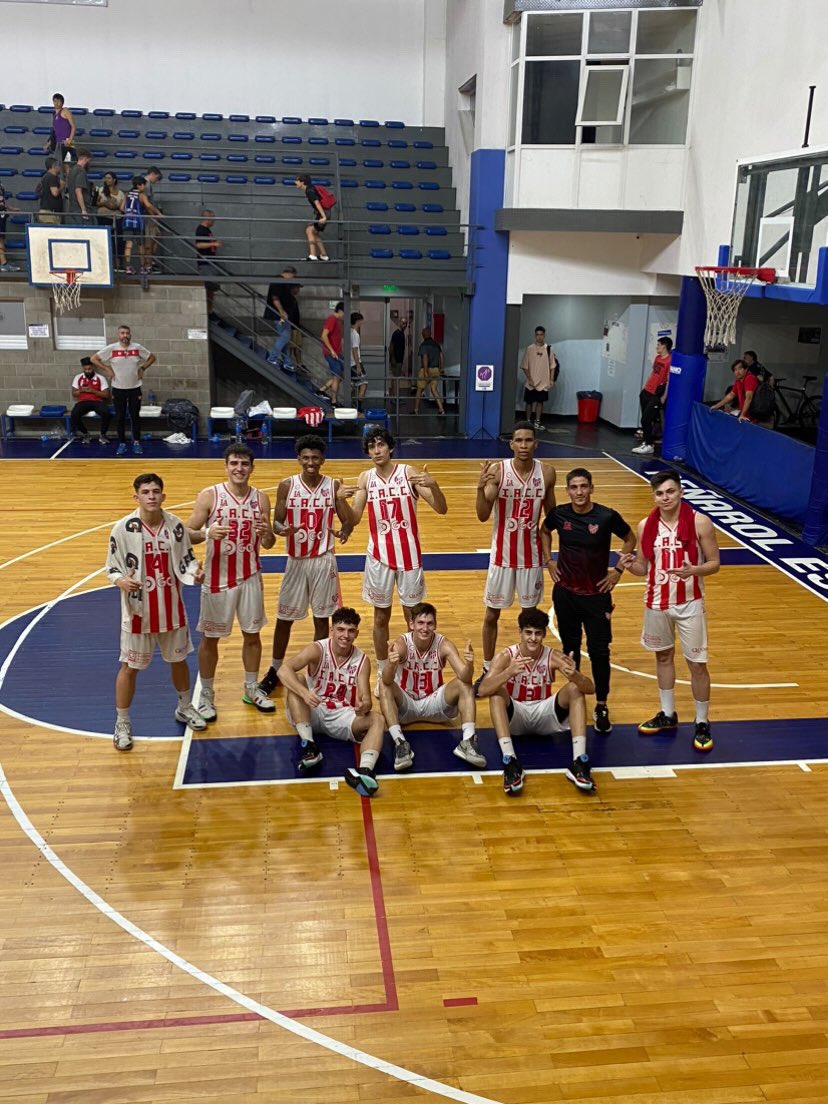 🏀 LDD: TRIUNFAZO DE LOS PIBES EN MAR DEL PLATA

✅ Instituto superó 65-64 a Peñarol como visitante por la fecha 27 de la Liga de Desarrollo. 

🔥 Enmanuel Labata fue el MVP y goleador del partido con 34val y 20pts. 

📝 La crónica: institutoacc.com.ar/index.php/ldd-…

#VamosGloria 🇦🇹💪🏼