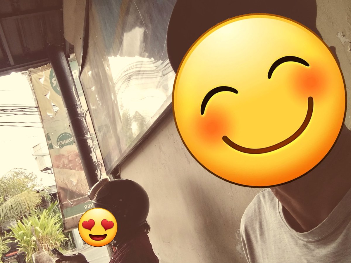 gibal21's tweet photo. chat..
ketemu..
sex..

selamat hari rebo 💦 https://t.co/TggBvKDMTq