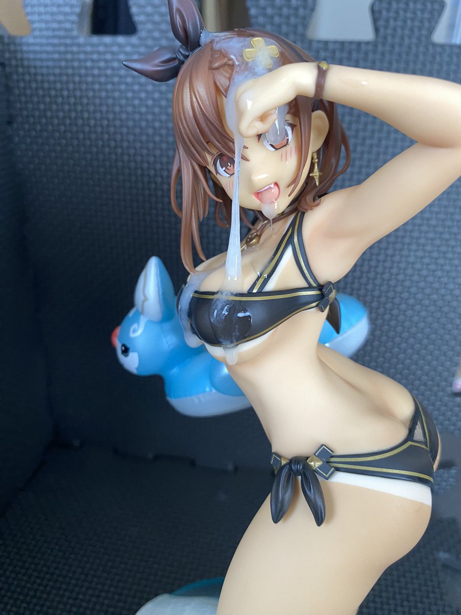 figure454545's tweet photo. 黒���イザ安定にスベスベでクソキモチィ

#フィギュアぶっかけ https://t.co/MHO0QBxt0x