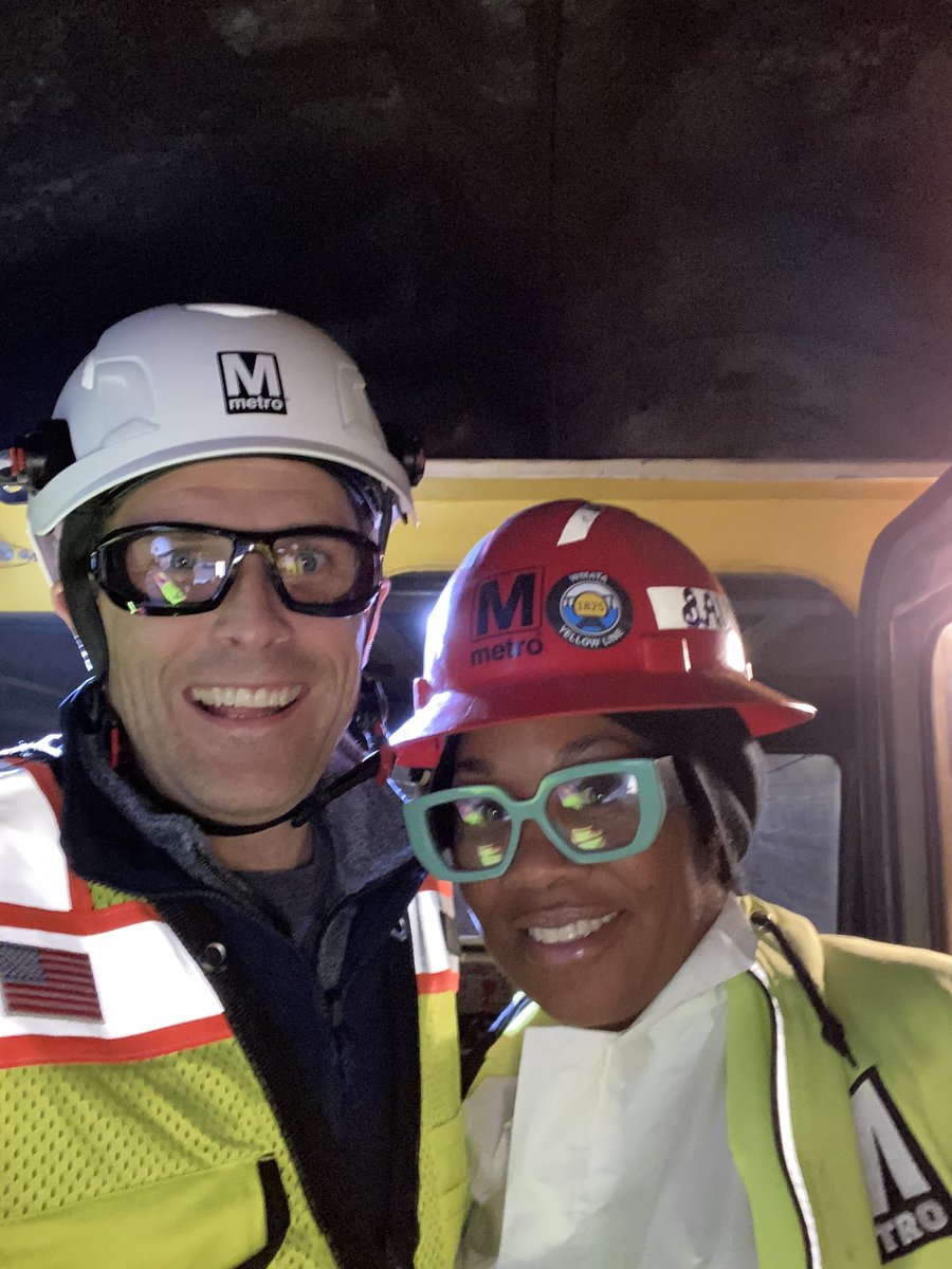 wmataGM's tweet photo. 3:30 AM wrapping up overnight visit bringing coffee/donuts to our great @wmata team who keeps the system maintained. More pics later to show some of their work keeping tracks safe. Appreciate all they do & 🙏 to celebrate our team during #TransitWorker appreciation week. #wmata https://t.co/yAmsSVeRvy