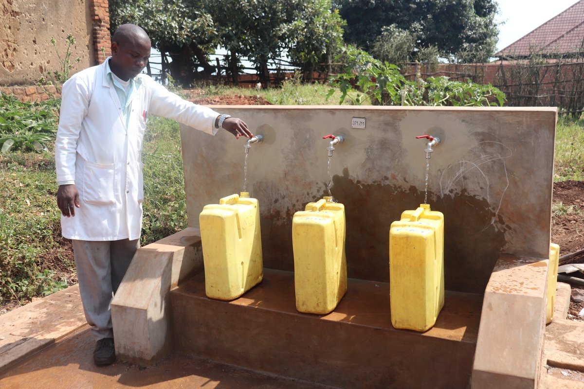 Water For People in Rwanda tweet media