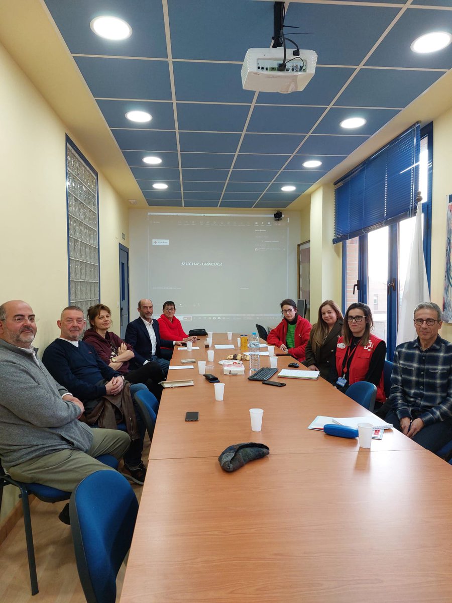 CRECantabria's tweet photo. [#Empleo]Reunión de #voluntariado del #PlanEmpleoCruzRoja  #Cantabria, para analizar los resultados obtenidos en 2022. #agradecemos una vez más su dedicación. #animamos a aquellas que quieran #colaborar como voluntarias  a ser parte de un todo en #CruzRoja  contacten con nosotr@s https://t.co/yybGhLMkO7