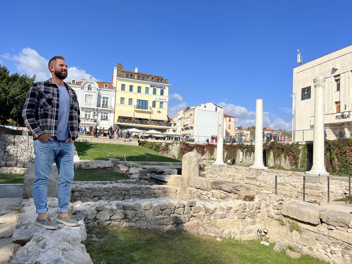 _jwheatley's tweet photo. When you travel, the whole world opens up.
#openyoureyes #exploremore #daretodream #escapetheroutine #followyourdreams #seetheworld #gaynomad #gaytravel #gayoutdoors #beardedgay #gayplovdiv #plovdiv #nomad2023 #wildandfree #travel #backpackinglife #aroundtheworld #gayguy https://t.co/690XbVwC0W