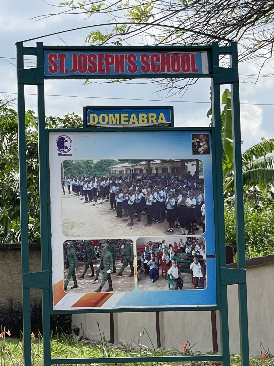Michael851112's tweet photo. @miseancara member #ClunySisters provide quality &amp; affordable basic education to over 400 children in Domeabra, a rural settlement in Ghana. Without this project, all these children would be on the farms helping their parents #LeaveNoOneBehind 
@Irish_Aid https://t.co/EJJTN20n4V