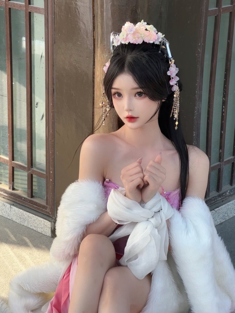 cosplay📸
不是你的玉兔精呢，放了吧😊 https://t.co/on25dWnXJx