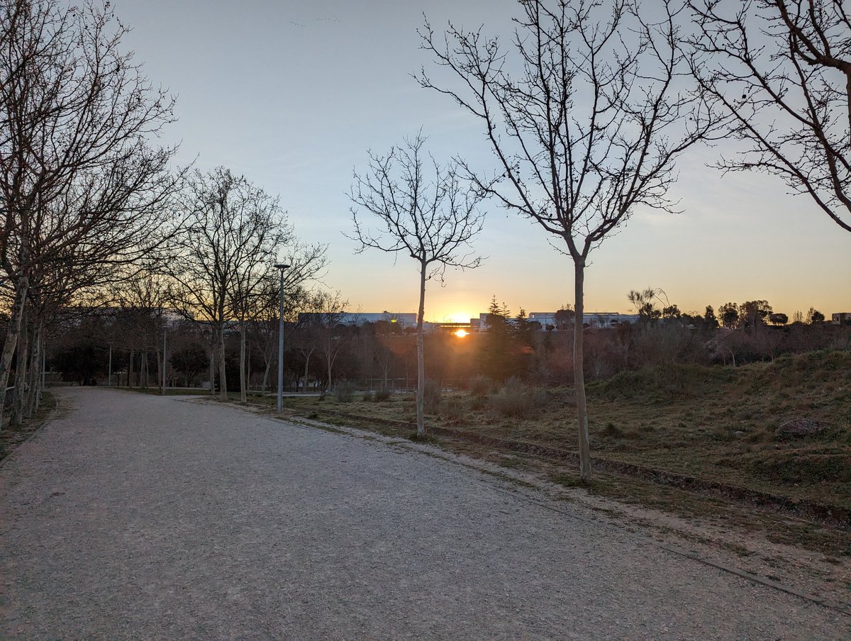 mmmmmmpc's tweet image. #MorningRunning with @ASICSeurope and @Garmin 
What a beautiful morning to run!
This week I'm on 3of4.
Getting slowly closer to #5of5

Since I have my Garmin FR55 I do not take my smartphone with me, but this time I made an exception, to take pics, because it fel like a great day