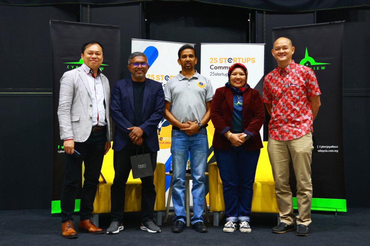 25startups's tweet photo. It was a pleasure to have hosted both Dr. Ong Kian Ming, Programme Director of Taylor’s University and Mr. Seelan Paul, CEO of NTV7, Media Prima who gave in-depth insights on the intersection of #humanity and #technology with #leadership. https://t.co/hdrRqUfqir