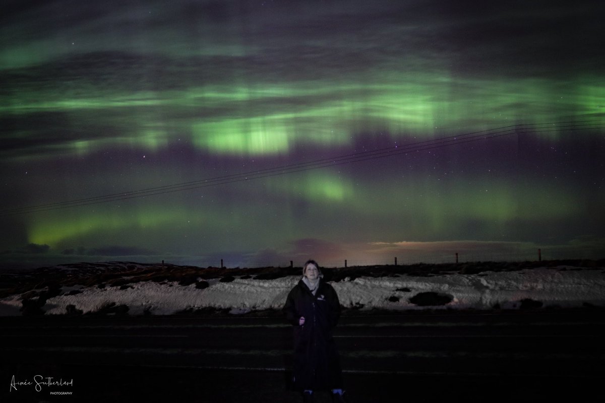AimeeS74's tweet photo. Aurora in Shetland last night, visible to the naked eye #AuroraBorealis #Shetland #dancingskies https://t.co/aoobyiqRPf
