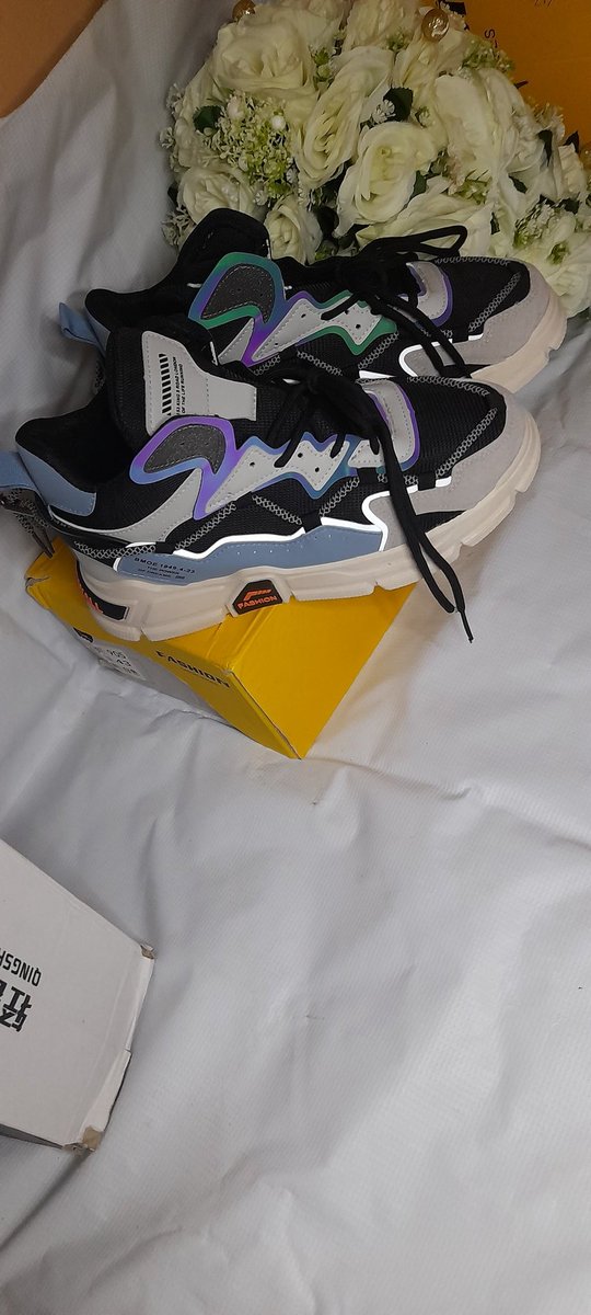 Mo_pouche's tweet photo. Sales Price:- #9,500
🌐Nationwide Delivery 💯
No Scam Zone ❌️

NOTE:- Store is located at No 28 Alhaji Olusesi Way off Ago Palace Way Okoto-Isolo Lagos👈 https://t.co/gtPLBZoz03
