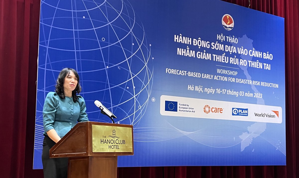 vhalhen123's tweet photo. Ms. Lan from @PlanVietnam deliver an opening remarks on behalf of the #IGRAA consortium in country & Ms. Porpla from @CAREAsiaregion sharing the global and regional perspective on #AnticipatoryAction. This project is funded by @ECHO_Asia and implement by CARE, Plan and WVI https://t.co/F3hTSHjTOU