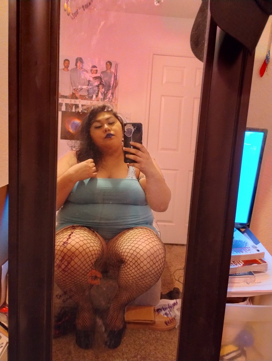 LittleSlut21's tweet photo. Enjoy, this is how I spent my birthday. Teasing you ❤️ (and yes, I made a video) https://t.co/mp16UdHenL
