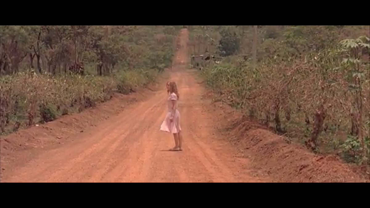 aanchojo's tweet photo. #HBD Isabelle Huppert in Claire Denis's WHITE MATERIAL (2009)
#FilmTwitter #filmtwt #IsabelleHuppert #ClaireDenis #whitematerial https://t.co/Lr1Ty3JtcH