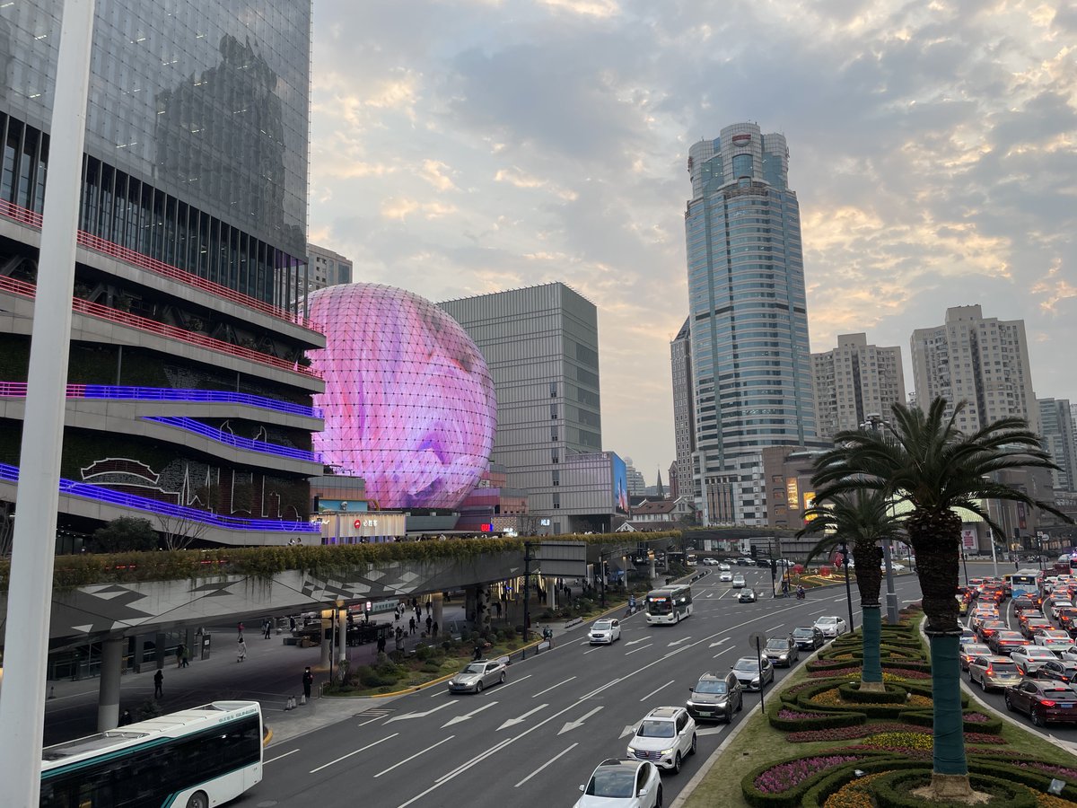 Moseslmz's tweet photo. My digital works MOses’ entry series on the biggest sphere screen in China,Shanghai2023-2024 https://t.co/n9iFUnFrS8