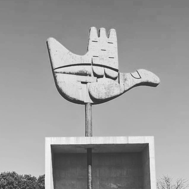 niteshmehta0304's tweet image. Open hand of the city beutiful Chandigarh...

#openhand 
#Chandigarh