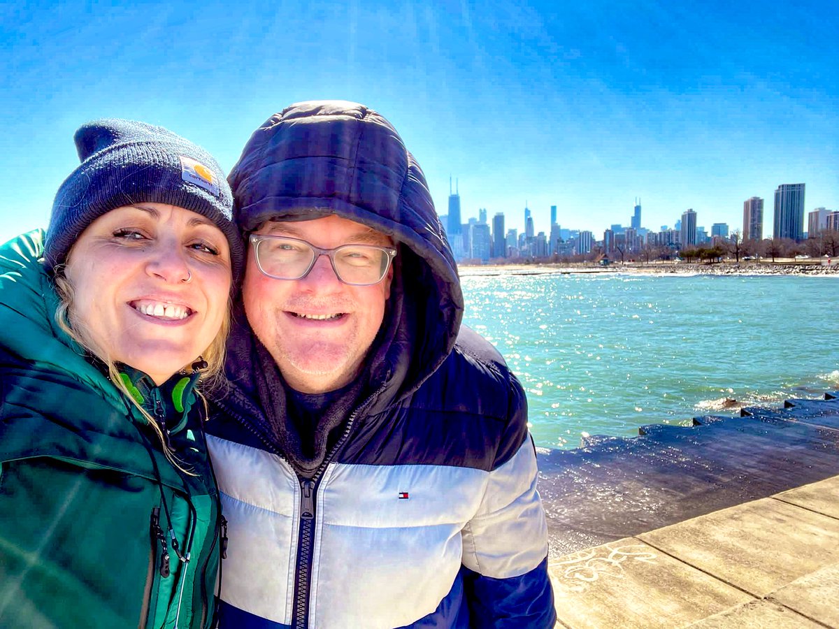 gerardwozek's tweet photo. So #happy to spend a day in @ILoveGayChicago with my dear friend Eba from @ILoveGayBCN @ILoveGayBooks @CHIVisitorGuide @seeitchicago #primavera #springinchicago #friendship🥰 https://t.co/fwXrHxjklS