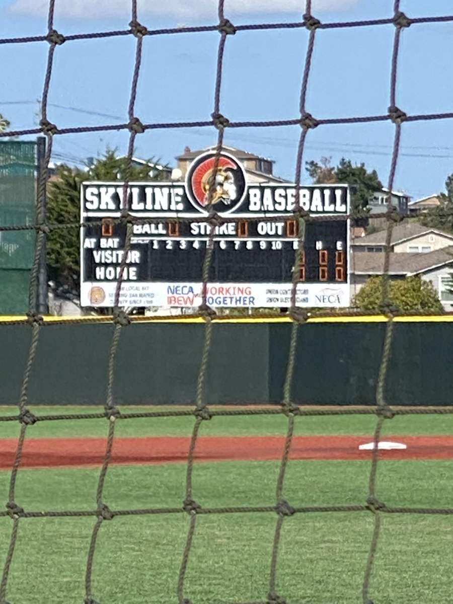 Somebody hits a grand slam for his host family today! <a href="/maxcoupe03/">Max Coupe</a> <a href="/ecexpress/">Eau Claire Express</a> 💪💪