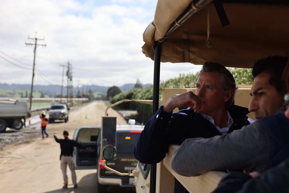 CAgovernor's tweet photo. Crews across California are working hard to repair storm damage and protect communities.
 
Today, Governor @GavinNewsom visited Pajaro, where a levee broke and forced thousands to evacuate. State crews have since swiftly repaired the levee and coordinated shelter and services. https://t.co/W1gMoj9jMV