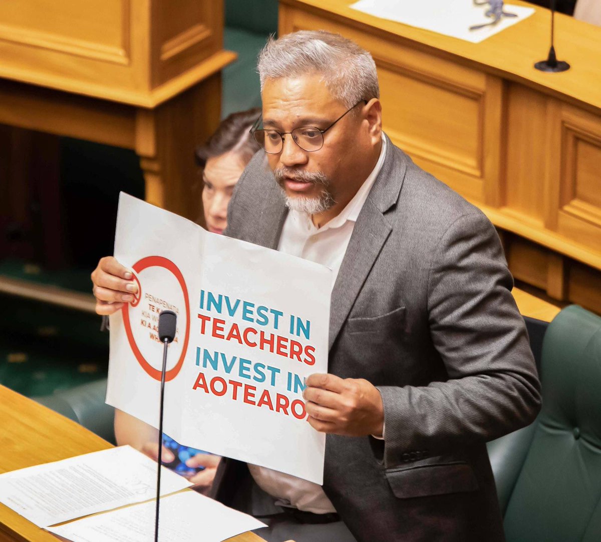 NZGreens's tweet photo. Today in the House, NZ Greens were the *only* party to ask the Govt about paying teachers what they deserve. 

The Govt must prioritise our teachers and address the many issues the sector faces.

#teachersstrike #nzpol https://t.co/b0QQbaAtd3