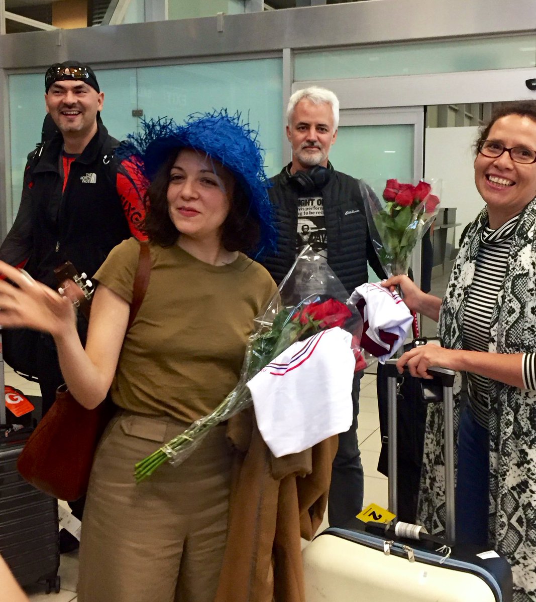 Dianitacml's tweet photo. Después de 6 años, en unos meses estaremos otra vez disfrutando junto a @lafourcade 🌹

Muchas gracias @SaintRan por mantener mi estabilidad emocional el día de hoy 🥹🙇🏻‍♀️  

La amamos 🫶🏽 https://t.co/IeQ28cj3dk