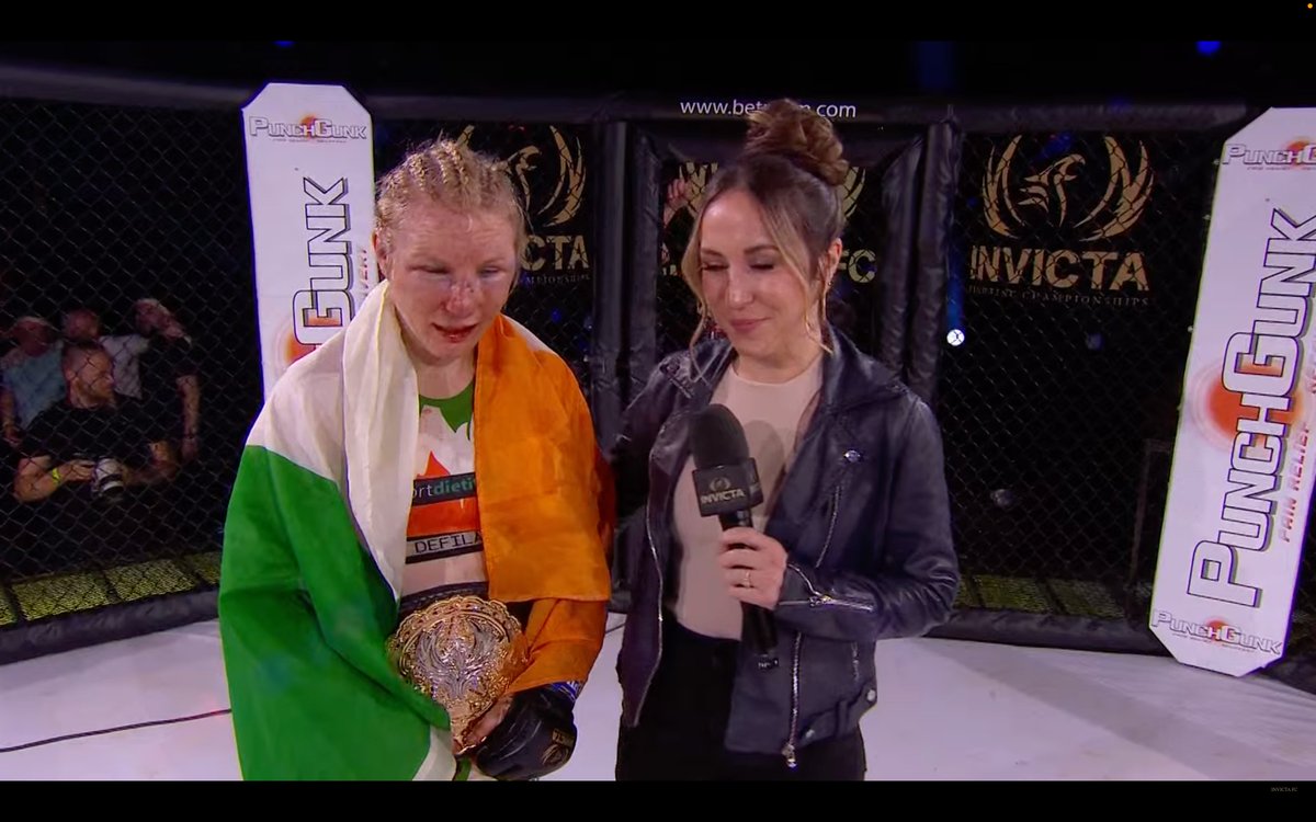 Danni McCormack is the New 
@InvictaFights
 Strawweight Champion as she defeats Valesca Machado via Unanimous Decision (49-46 49-46 & 48-47). McCormack is the first Invicta Champion from Ireland and wins the belt on her birthday
#InvictaFC52