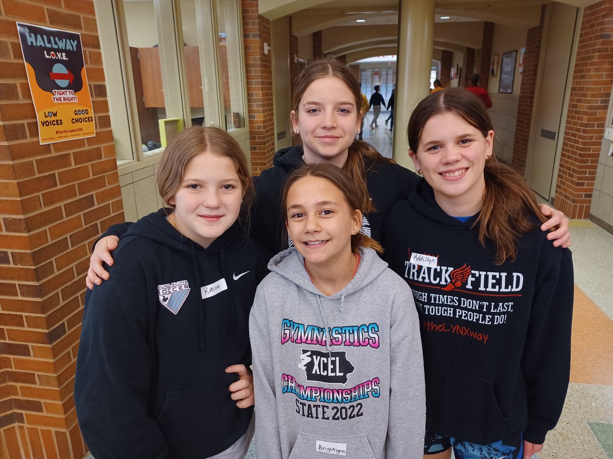 TimotyHamilton's tweet photo. Thanks to all who volunteered today at Carter Lake Elementary for our safety drill.  @LynxSoccerAL @TJHSAthletics  @Kirn_MS @thamilton3456 @CBCommSchools @VickieMurillo https://t.co/2v9PxZxGpB