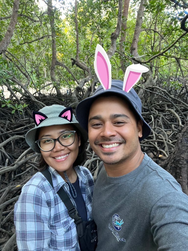 Rave43ver's tweet photo. Asal selfie je mesti dalam mangroves, macam tak de tempat lain da 🤣 https://t.co/j5gPnu352K