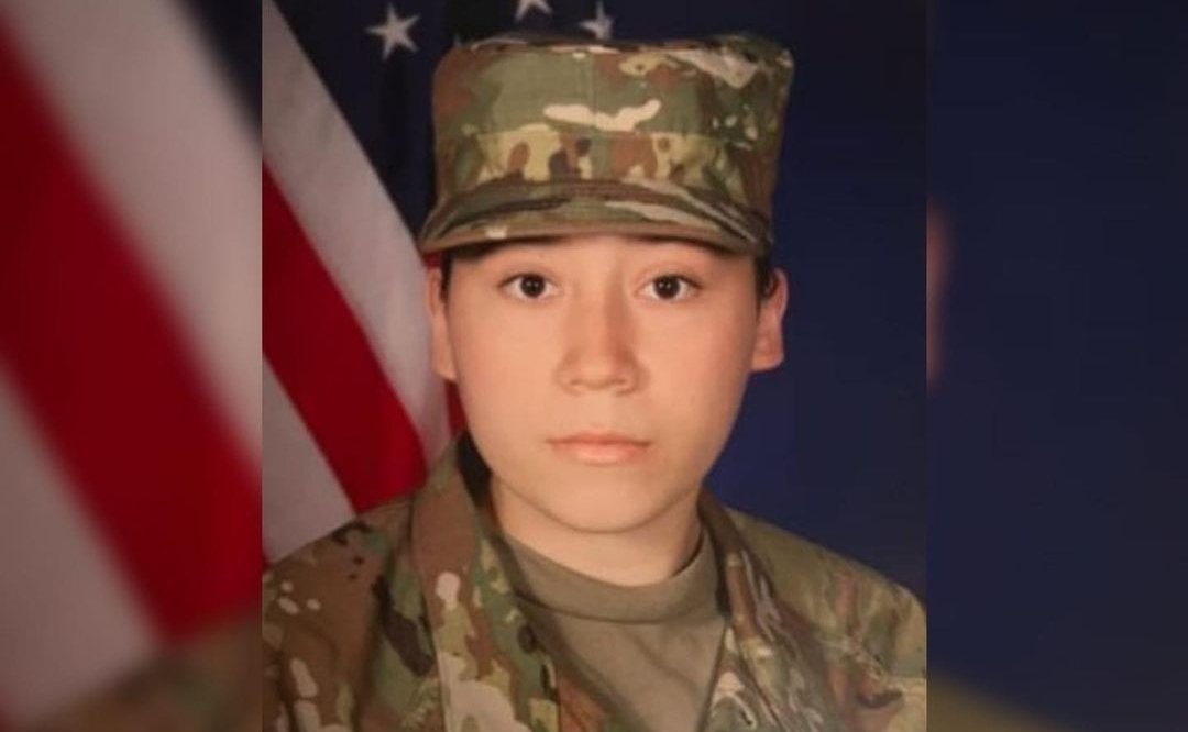 Ana Fernanda Basaldua Ruiz, de 21 años, fue hallada muerta este lunes en una bahía de mantenimiento de la base militar de Fort Hood, en Texas. 

Found unconscious/dead at fort hood military base in Texas. #FortHoodTexas #AnaFernandaBasaldua