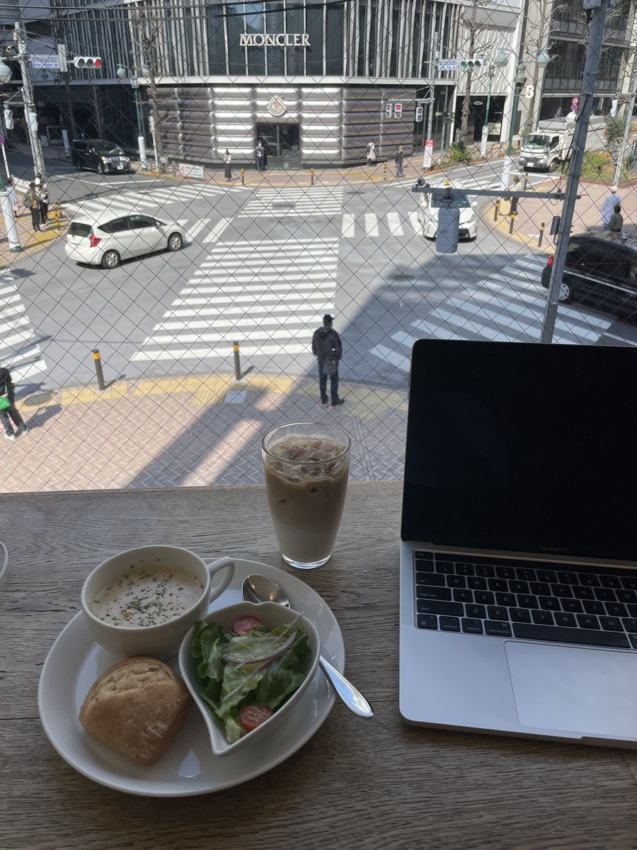 harry_digital_'s tweet photo. @CloudyNight_k @steveroe_ Currently at a cafe in Shibuya, maybe I’ll check it out today https://t.co/jsUwINAKZ5