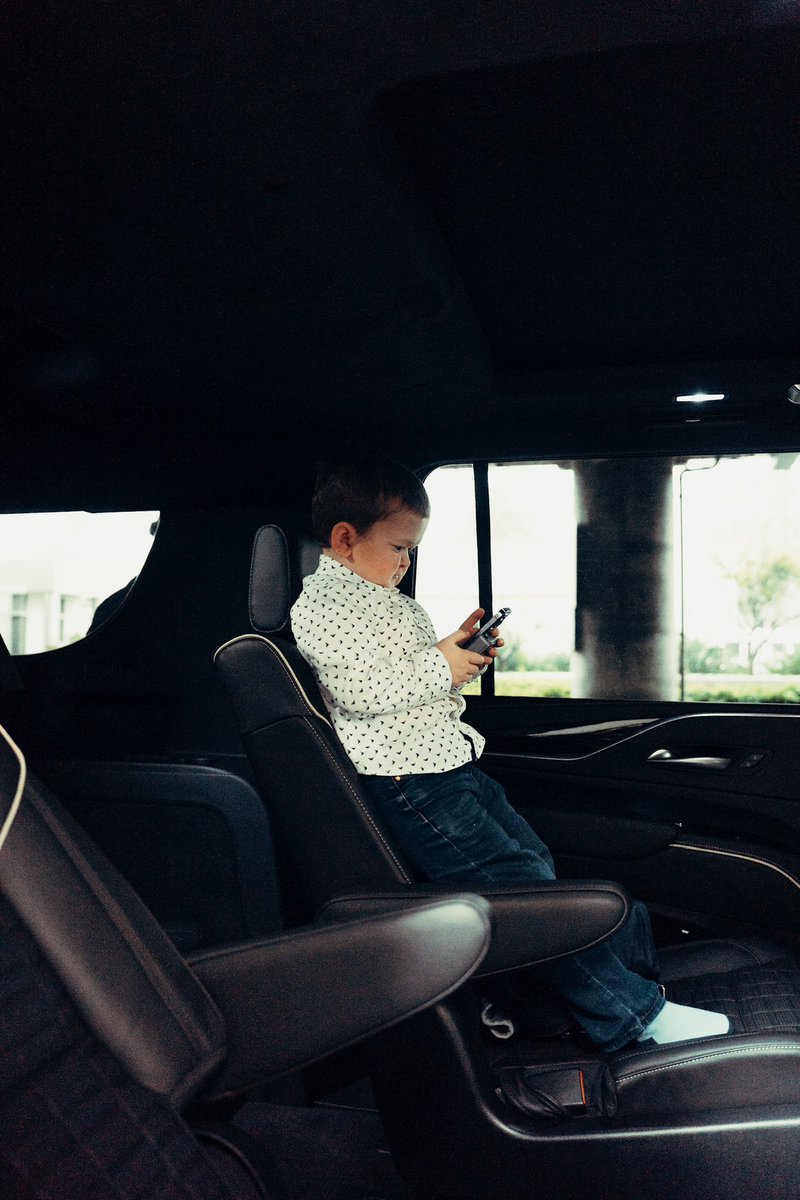 realwiresonly's tweet photo. Back 2 Back Escalades for the boss  #wiresonly https://t.co/SN3AGAzblP