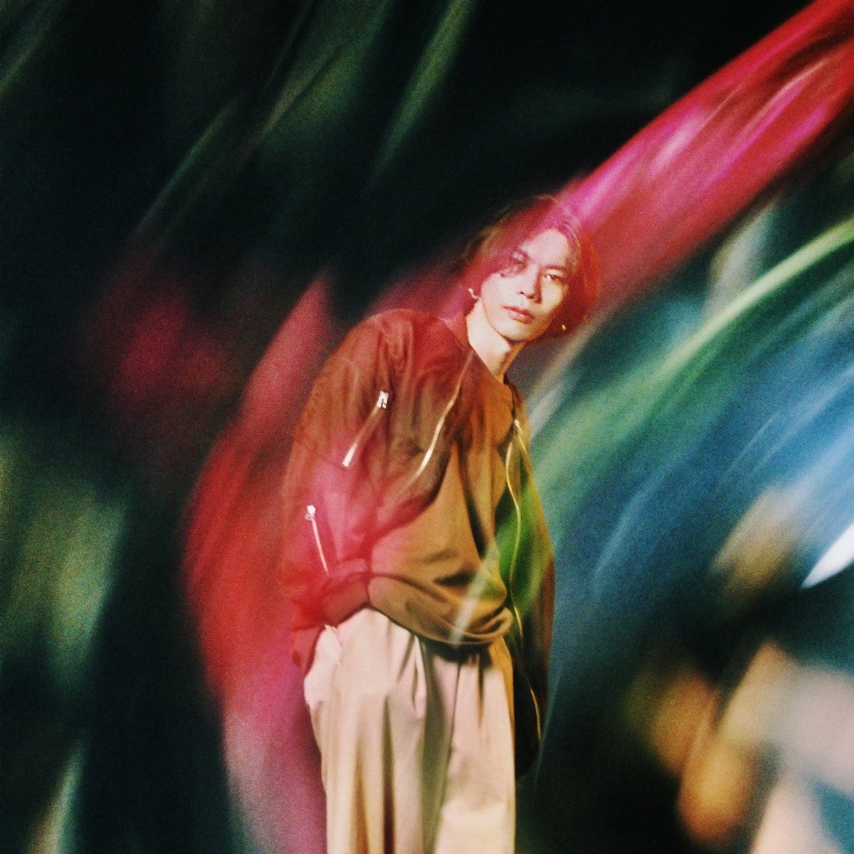 最新の米津玄師めっちゃかっこいい 例の卒アルはアレだけどこの写真だ