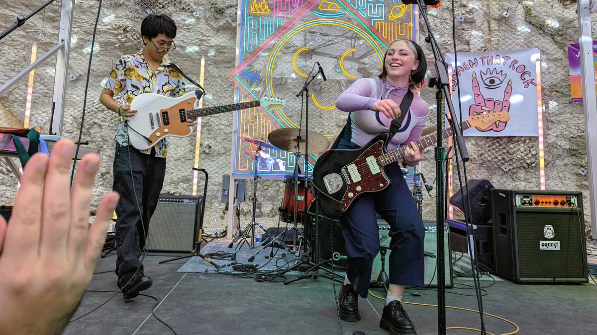 ChangoElectrico's tweet photo. Indie pop duo, Cafuné,  performing at the Women That Rock Day Party Showcase at Cheer Up Charlies during SXSW 2023. 
https://t.co/cnK2rztUMc

 #cafune #womenthatrock #sxsw #sxsw2023 https://t.co/ohsu1MHiZz