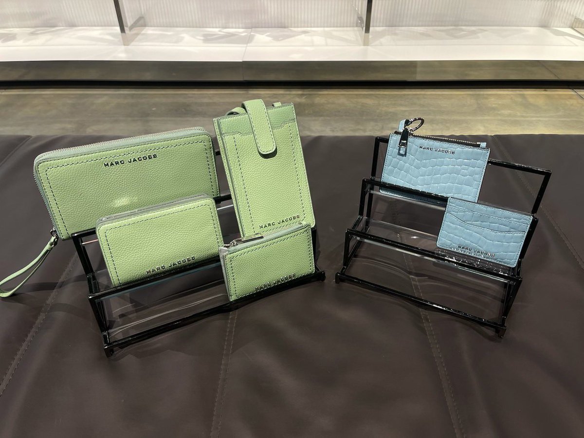 Warukhouseshop's tweet photo. กระเป๋า Marc Jacobs ลด 70% ค่า 

สอบถามเพิ่มเติมได้ตลอดงับ 💓 https://t.co/wRqIh4BY9M