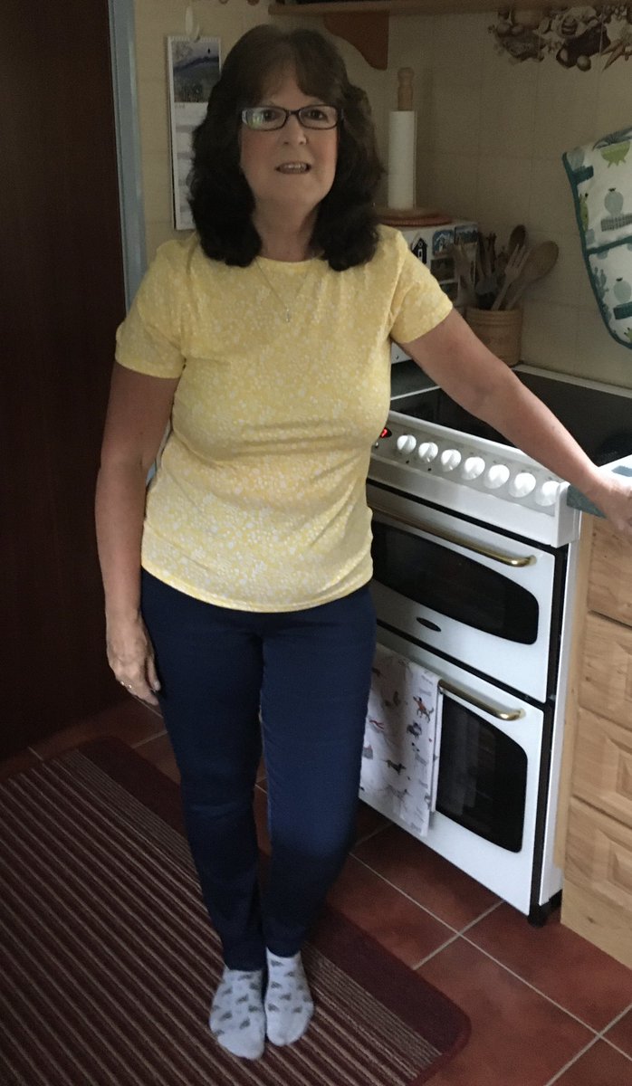 Proper Women🏴󠁧󠁢󠁥󠁮󠁧󠁿🇺🇦 on Twitter "Domestic goddess"