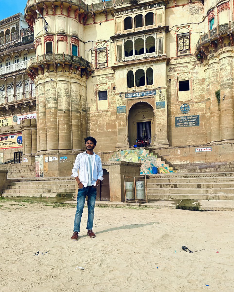 aryansvikram's tweet photo. आये नहीं जिनके थे वादे
वक़्त उलझा हुआ है तेरे यहाँ पे
क्या वो कल थे यहाँ ? https://t.co/1CKzqgzjE7