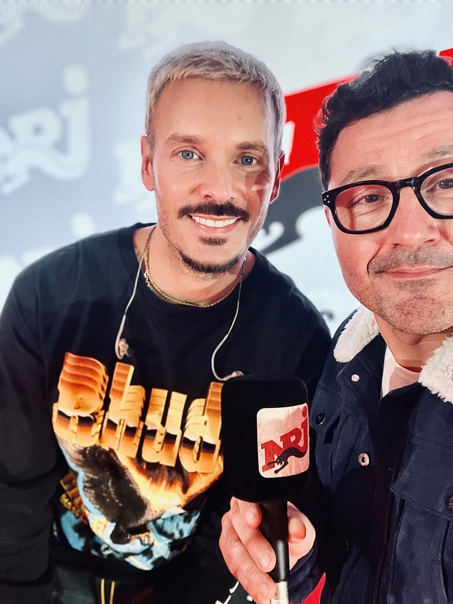 20 ans de carrière!
Il était l'incité exceptionnel hier sur <a href="/NRJBORDEAUX/">NRJ BORDEAUX</a> et ce matin il est en interview dans la matinale <a href="/MPokora/">Matt Pokora</a> et ses fans sont dans les infos de <a href="/BenjaminBardel/">Benjamin Bardel</a> ce jeudi à réécouter en podcast!