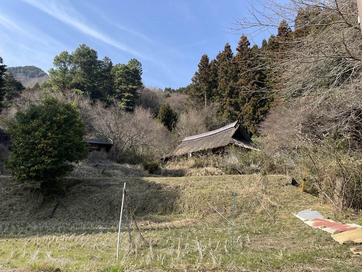 WalkHacker's tweet photo. 新道を行ってらくしようと思ったのに旧道を選んでしまい峠を上がるなう https://t.co/cH44q2TKi4