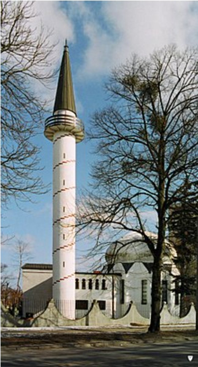 @jeffmas1 . They have built mosques and praying houses in Warsaw, Białystok, Gdańsk (built by the Tatar community), Wrocław, Lublin and Poznań. There are also praying rooms in Bydgoszcz, Kraków, Łódź, Olsztyn, Katowice and Opole.