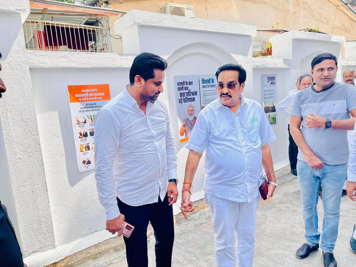 haresh_in's tweet photo. પ્રદેશ ભારતીય જનતા પાર્ટીના અધ્યક્ષ શ્રી@CRPaatil જી ને જન્મદિનની સ્નેહભર શુભેચ્છાઓ. માતાજીના આશીર્વાદ સદાય આપના પર બન્યા રહે એવી માં-અંબાને પ્રાર્થના🙏 https://t.co/FRRavKSS1t