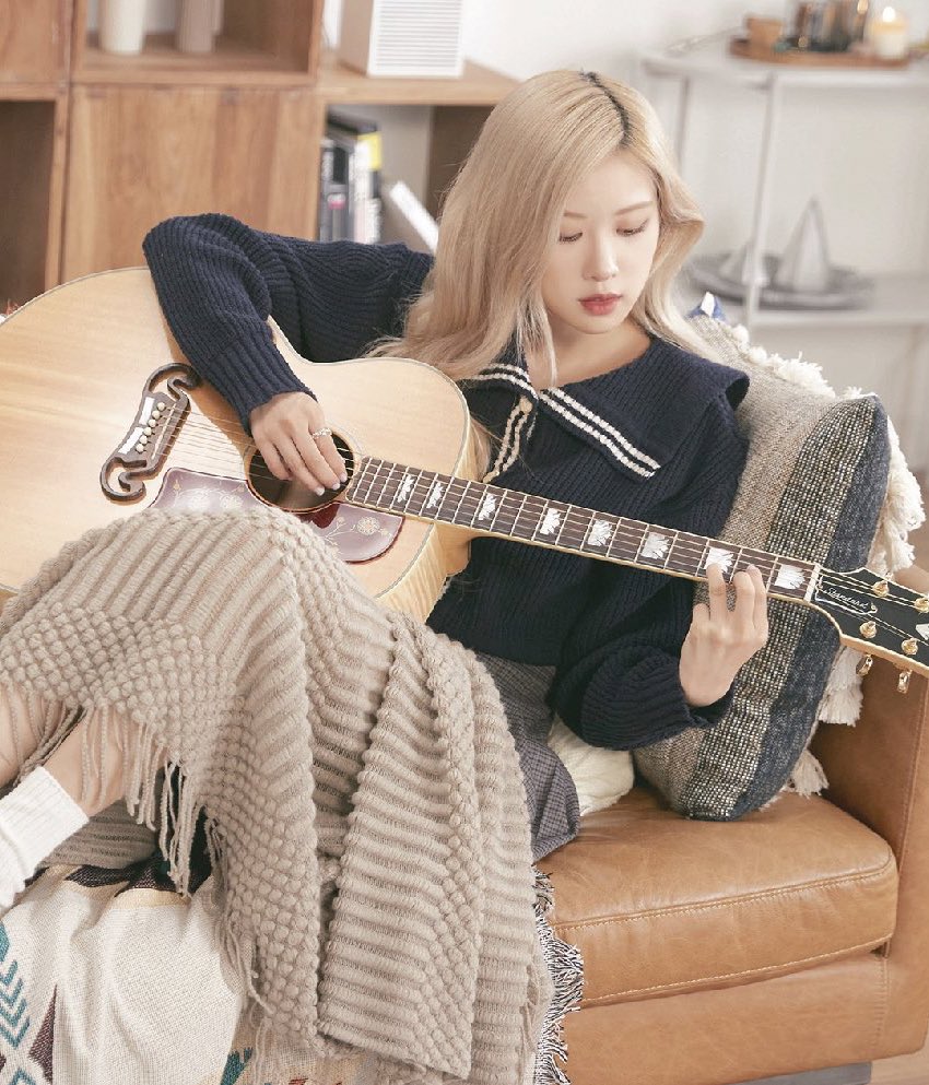 rosie (@roseannepics) on Twitter photo 